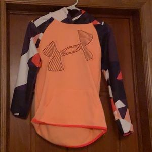 Under armor sweatshirt